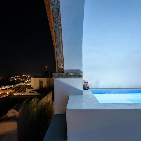Pyrgos Cave Suites ภายนอก รูปภาพ