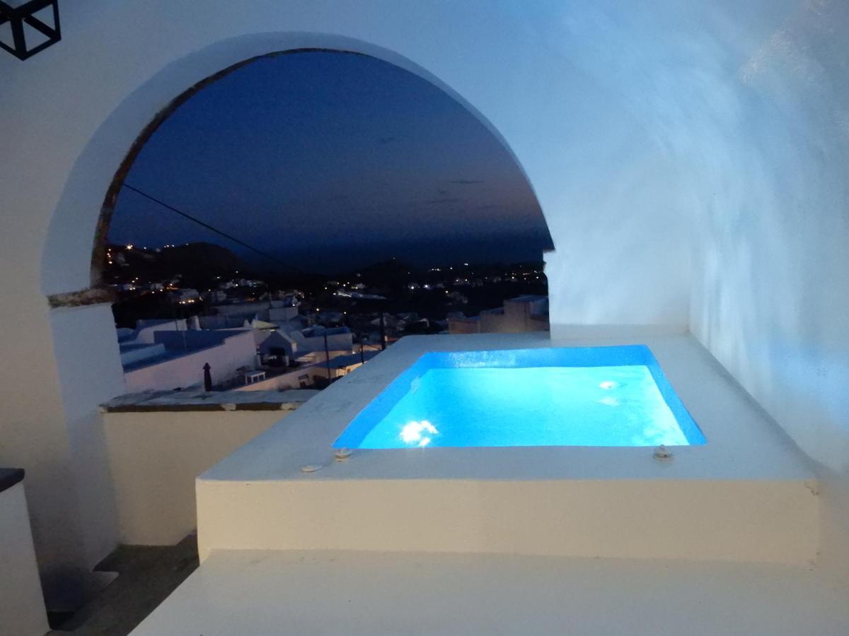 Pyrgos Cave Suites ภายนอก รูปภาพ