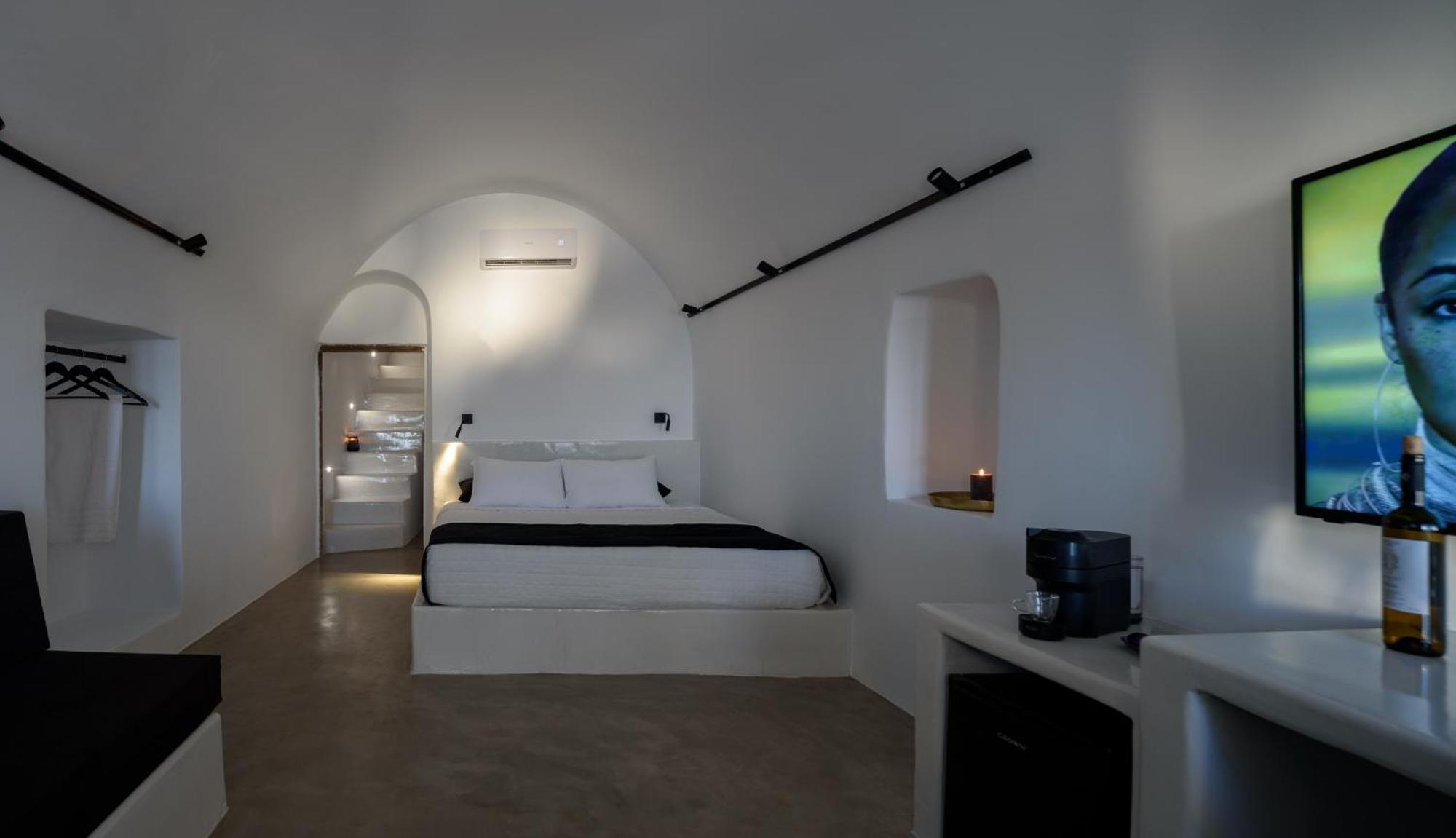 Pyrgos Cave Suites ภายนอก รูปภาพ